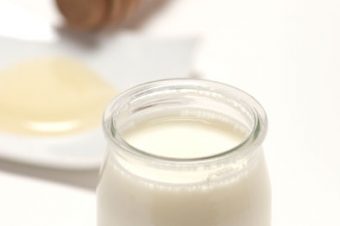 SLOW COSMÉTIQUE | Le gommage visage au yaourt.