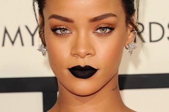 MAJOR ALERT |Rihanna lance sa propre ligne de make-up ?